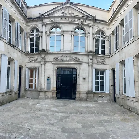 La Cour Du Palais Appartamento Rochefort (Charente-Maritime)