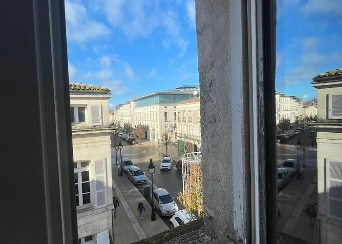 La Cour Du Palais 아파트 *